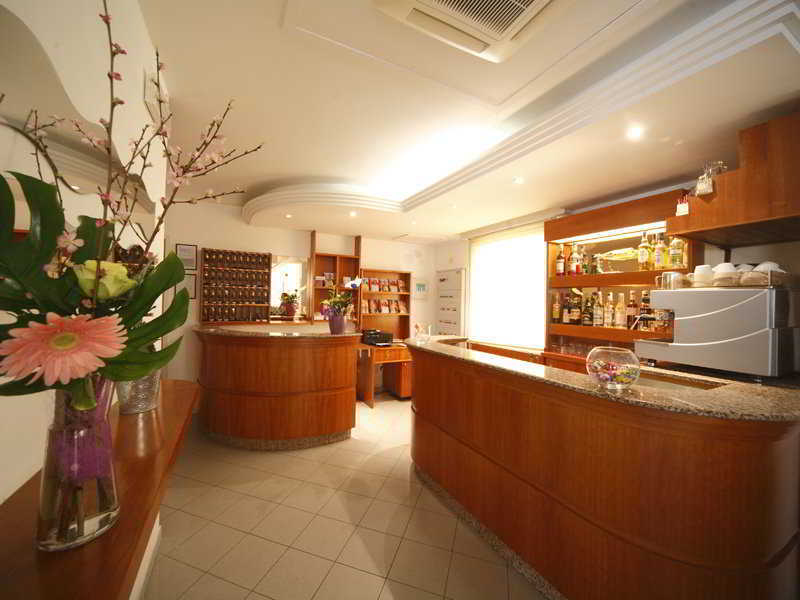 Hotel Sport Rímini Restaurante foto